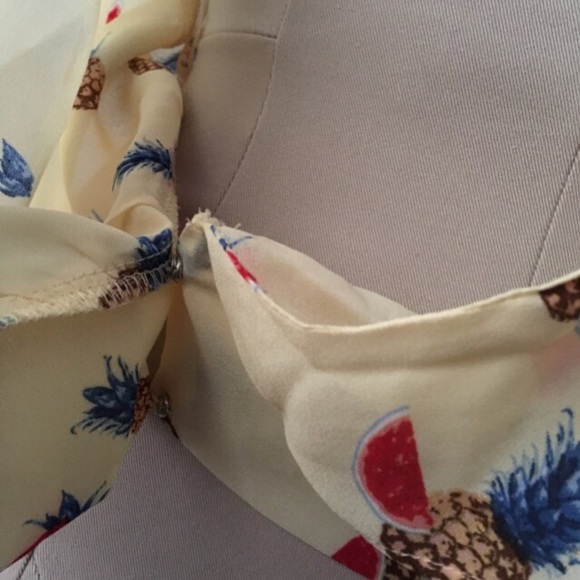 Ruffle Top - Picture 5 of 8